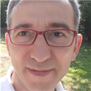 Laureato in economia aziendale con esperienza lavorativa disponibile per lezioni in ambito diritto, economia, ragioneria.